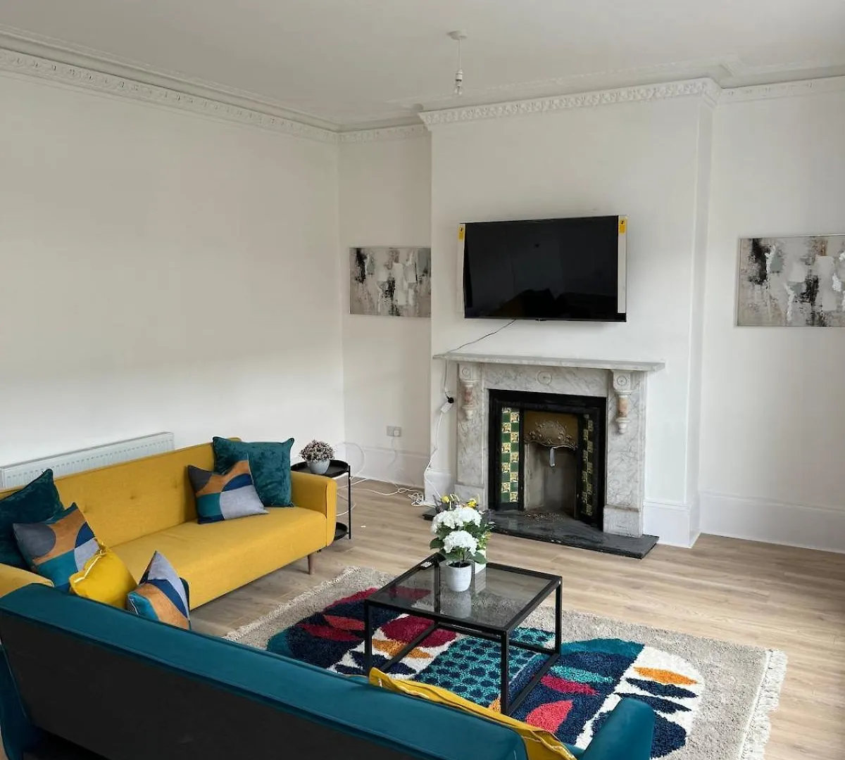 Spacious 3-Bed Flat In Jesmond